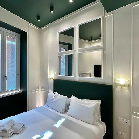 Private Luxury Fontana Di Trevi Appartement *
