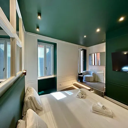 Private Luxury Fontana Di Trevi Apartamento *